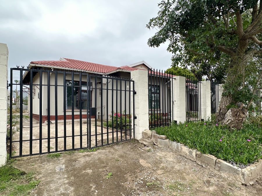 3 Bedroom Property for Sale in Mbuqu Eastern Cape